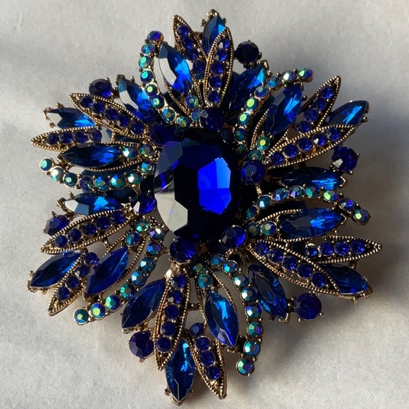 💙 TIEKS SAPPHIRE JEWELED FLOWER 💙 NWOT 💙 - Picture 15 of 16